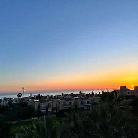 Dailon Oasis Apartment Peyia