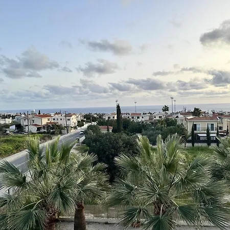 Dailon Oasis Apartment Peyia